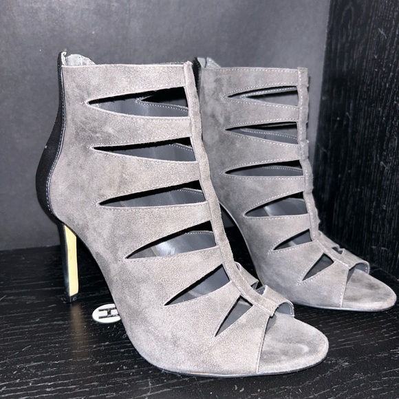 Lord & Taylor heels - Picture 1 of 6